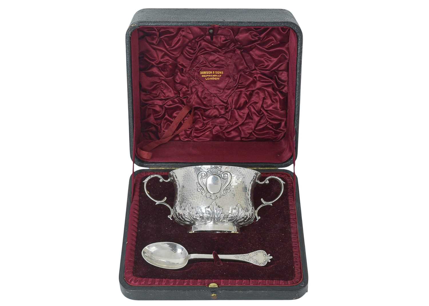 Lot 1 - An Edwardian silver porringer and spoon within original fitted case by Frederick Augustus Burridge.