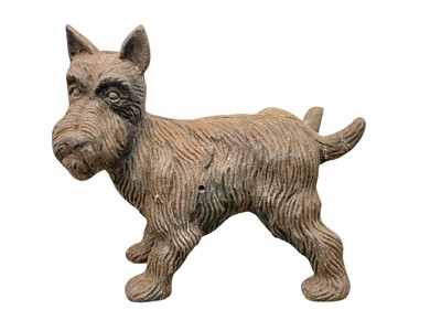 Lot 7 - A resin Pikolinos advertising figure of a cobbler.
