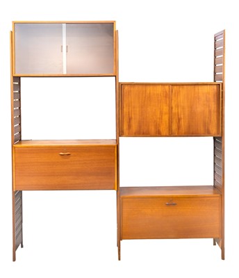 Lot 411 - A Staples Ladderax modular wall unit.