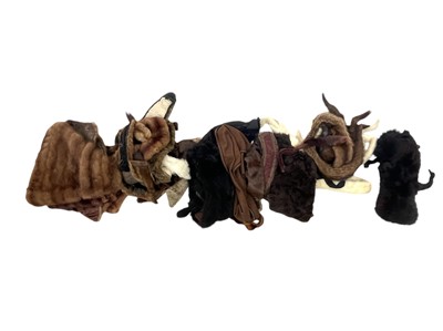 Lot 274 - A collection of vintage furs.