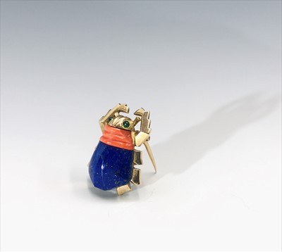 Lot 2595 - A Cartier beetle brooch, the abdomen in lapis...