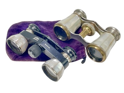 Lot 28 - Mother of pearl opera glasses.