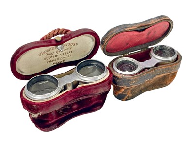 Lot 28 - Mother of pearl opera glasses.