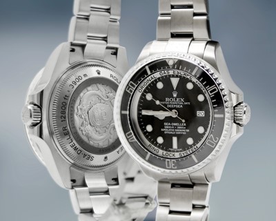 Lot 212 - ROLEX - An exceptionally rare and desirable Deepsea Sea-dweller gentleman's watch, ref. M116660.