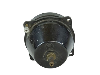 Lot 2 - A WWII Air Ministry Air Speed Indicator.