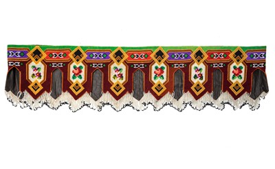 Lot 328 - A woolwork and beaded table fringe.