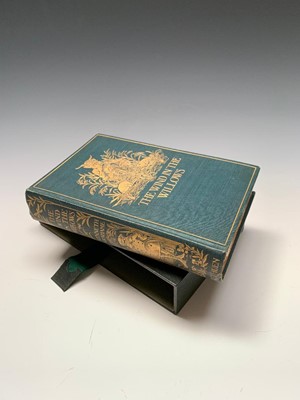 Lot 1225 - KENNETH GRAHAME "The Wind in the Willows."...