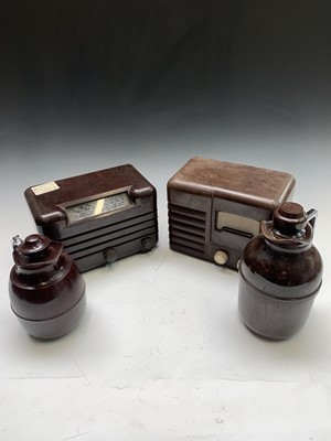 Lot 111 - A Masteradio Limited Bakelite wireless, model...