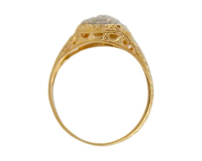 Lot 47 - An antique continental 18k gold with a diamond solitaire ring.