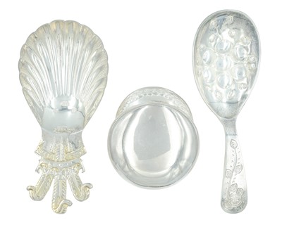Lot 50 - Two modern silver caddy spoons.