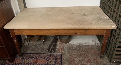 Lot 3105 - A Victorian farmhouse beech and pine framed...