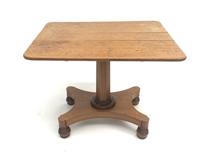 Lot 3035 - A Victorian oak pedestal table raised on a...
