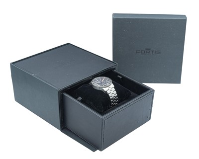Lot 634 - FORTIS - A B-42 Official Cosmonauts Automatic stainless steel gentleman's bracelet wristwatch.