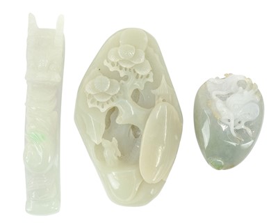 Lot 439 - A Chinese jade pebble.