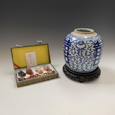 Lot 171 - A Chinese blue and white provincial porcelain...