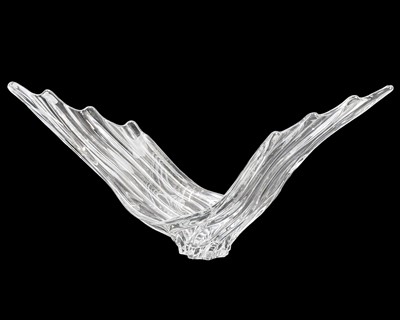 Lot 605 - A French Cristalleries de Vannes-le-Chatel style free form crystal centrepiece.