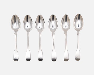Lot 112 - Six fiddle-patterned silver dessert spoons by William Eley I, William Fearn & William Chawner.