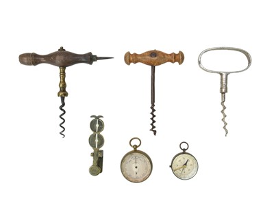 Lot 10 - A late Victorian compensated pocket barometer.