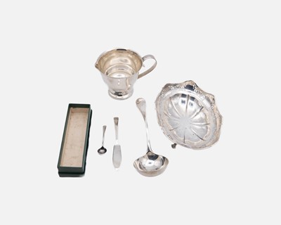 Lot 165 - An Australian silver cream jug.