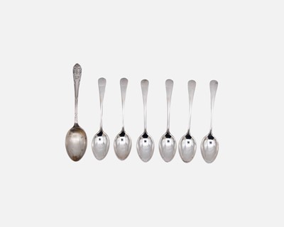 Lot 152 - A set of six silver teaspoons by Gorham Manufacturing Co.