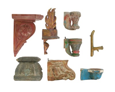 Lot 179 - Decorative wall sconces and brackets.