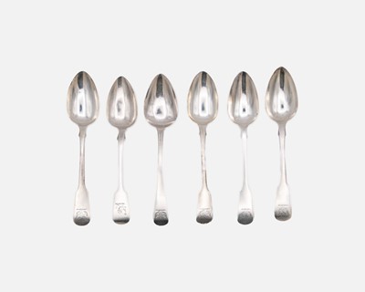 Lot 210 - Six George III silver fiddle-patterned dessert spoons.