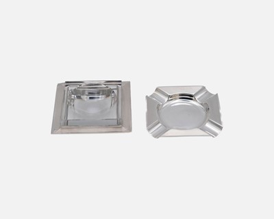 Lot 127 - A silver ashtray with engine turned design by Mappin & Webb.