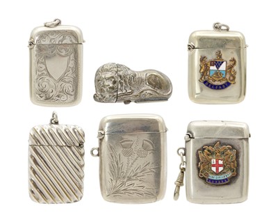 Lot 551 - A selection of six fob vesta cases.