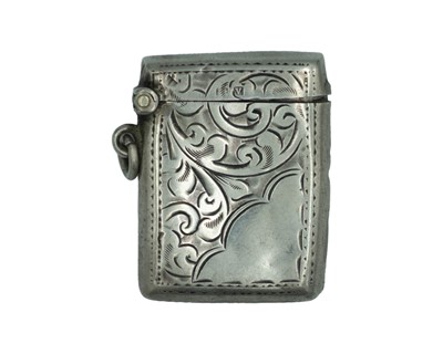 Lot 592 - A silver fob vesta case by Robert Pringle & Sons.