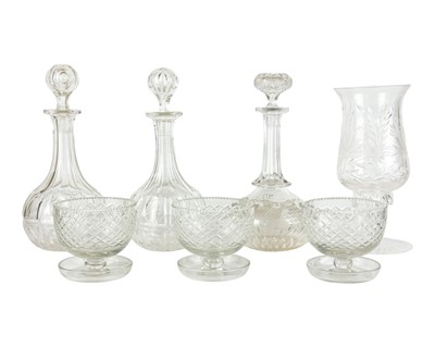 Lot 674 - A set of 12 cut glass sundae dishes.