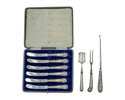 Lot 89 - A set of six silver-handled dessert knives.