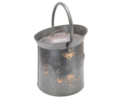 Lot 250 - An Art Nouveau copper coal scuttle.