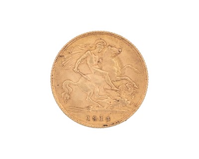 Lot 54 - A George V 1914 half sovereign gold coin.
