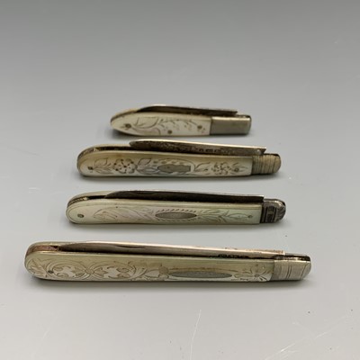Lot 2504 - Four fruit knives, each with decorated...