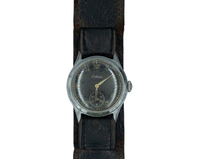 Lot 610 - CERTINA - A military stainless steel manual wind gentleman's wristwatch.