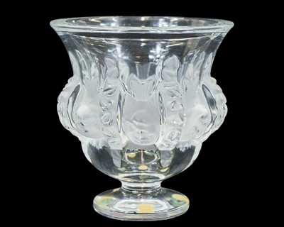 Lot 352 - A Lalique glass 'Dampierre' vase.