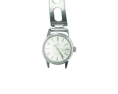 Lot 654 - OMEGA - A Seamaster stainless steel lady's manual wind wristwatch.