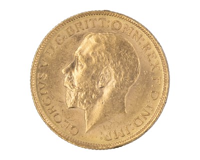 Lot 228 - A George V 1913 Sydney Mint full sovereign gold coin.