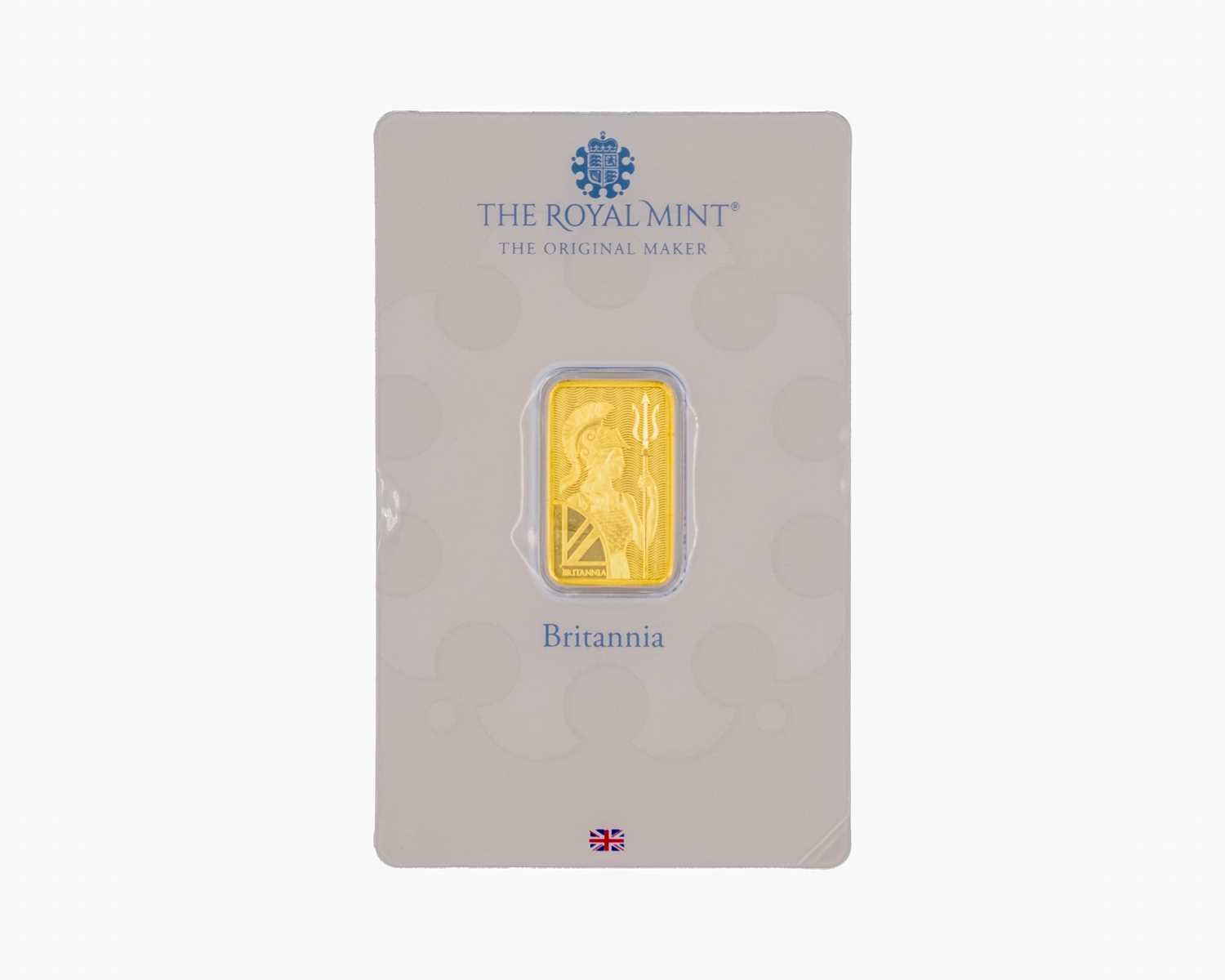 Lot 35 - ROYAL MINT 5g GOLD BAR - A Britannia 999.9 fine gold 5g bar, in blister pack with card.