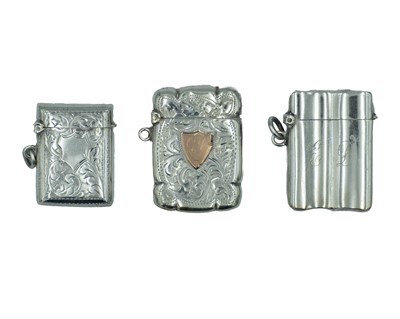 Lot 605 - A selection of silver fob vesta cases.