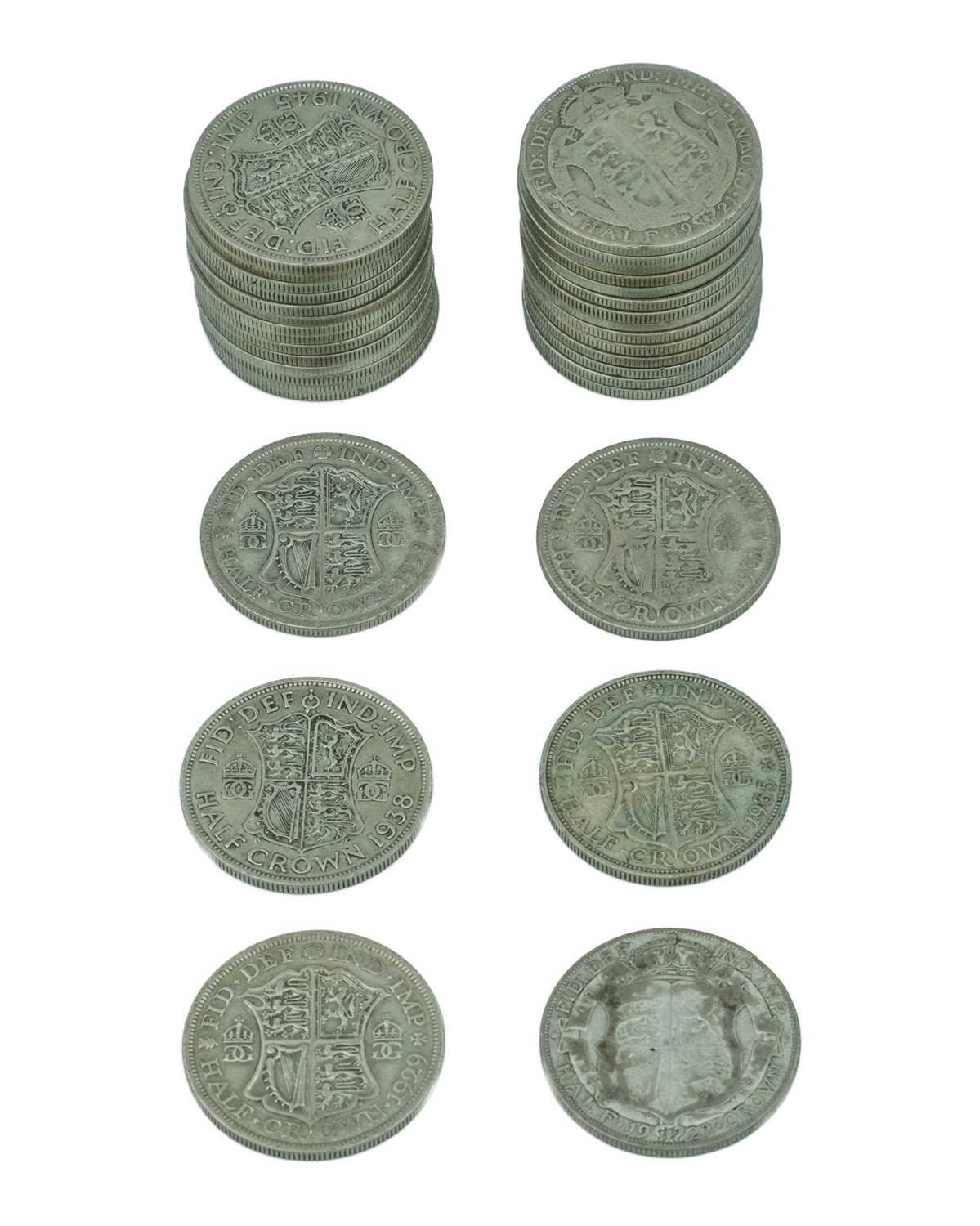 Lot 28 - GB - A collection of George V & VI pre-1947 .500 silver half crown coins.