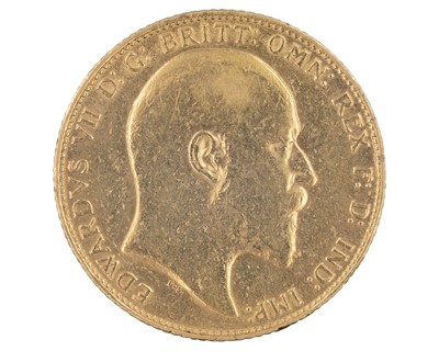 Lot 41 - GB - An Edward VII 1905 full sovereign gold coin.