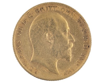 Lot 20 - GB - An Edward VII 1905 half sovereign gold coin.