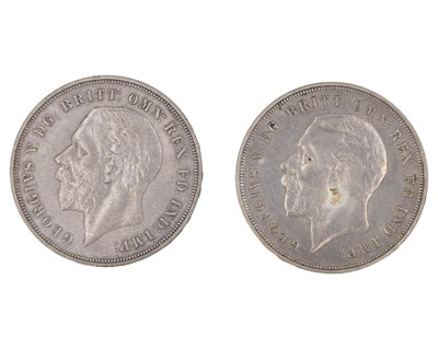Lot 44 - GB - two George V 1935 'rocking horse' .500 silver crown coins.