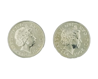 Lot 18 - GB - A collection of 11 QEII £5 special issue crown coins, a 2013 definitive coin set, and a 2012 coin set.