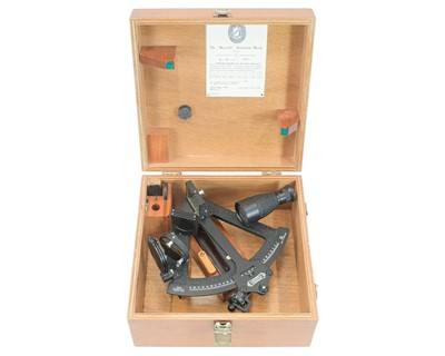 Lot 425 - A Heath and Co Ltd 'Hezzanith' Sextant.
