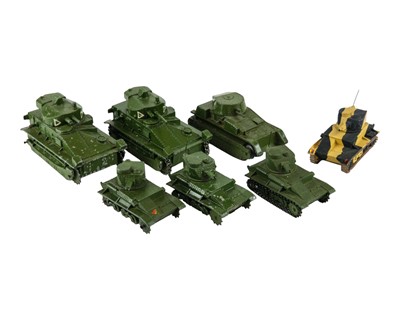 Lot 322 - Early Dinky Tanks x7.