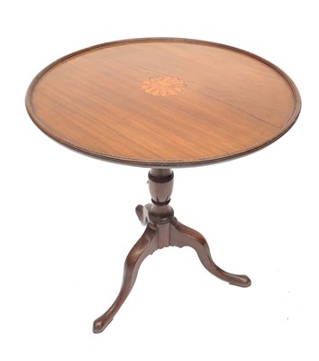 Lot 3120 - A late George III mahogany circular occasional...