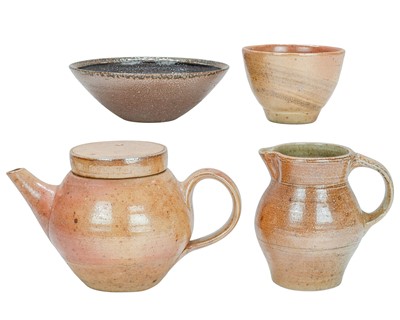 Lot 469 - Sarah WALTON (1945)