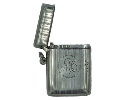 Lot 53 - A silver fob vesta case by W J Myatt & Co.